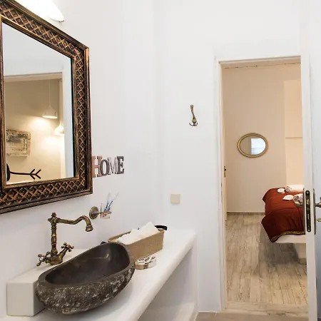 Paradiso Panormos Villa