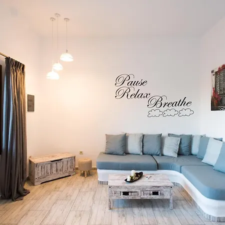 Paradiso Panormos Villa *